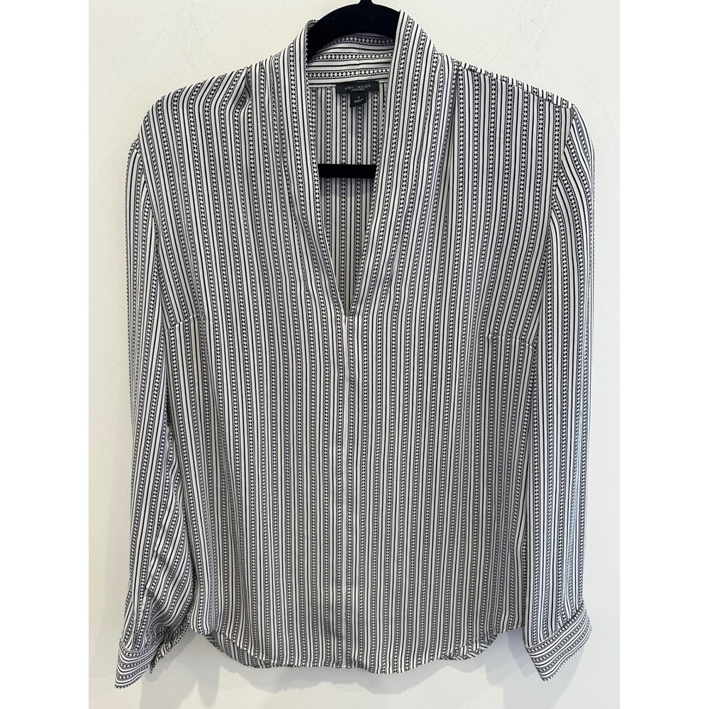 Ann Taylor Factory Womens Small Black White Striped V-Neck Long Sleeve Blouse